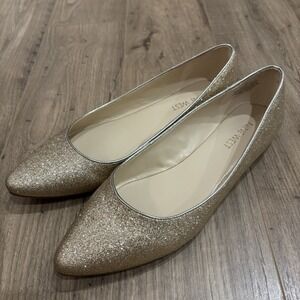 Nine West Women's Gold Flats Size 8